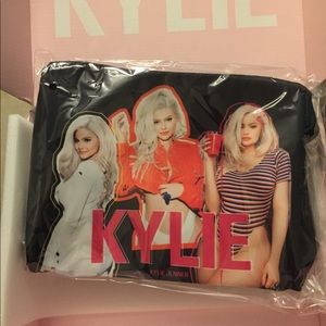 Kylie Cosmetics Makeup Bag. New